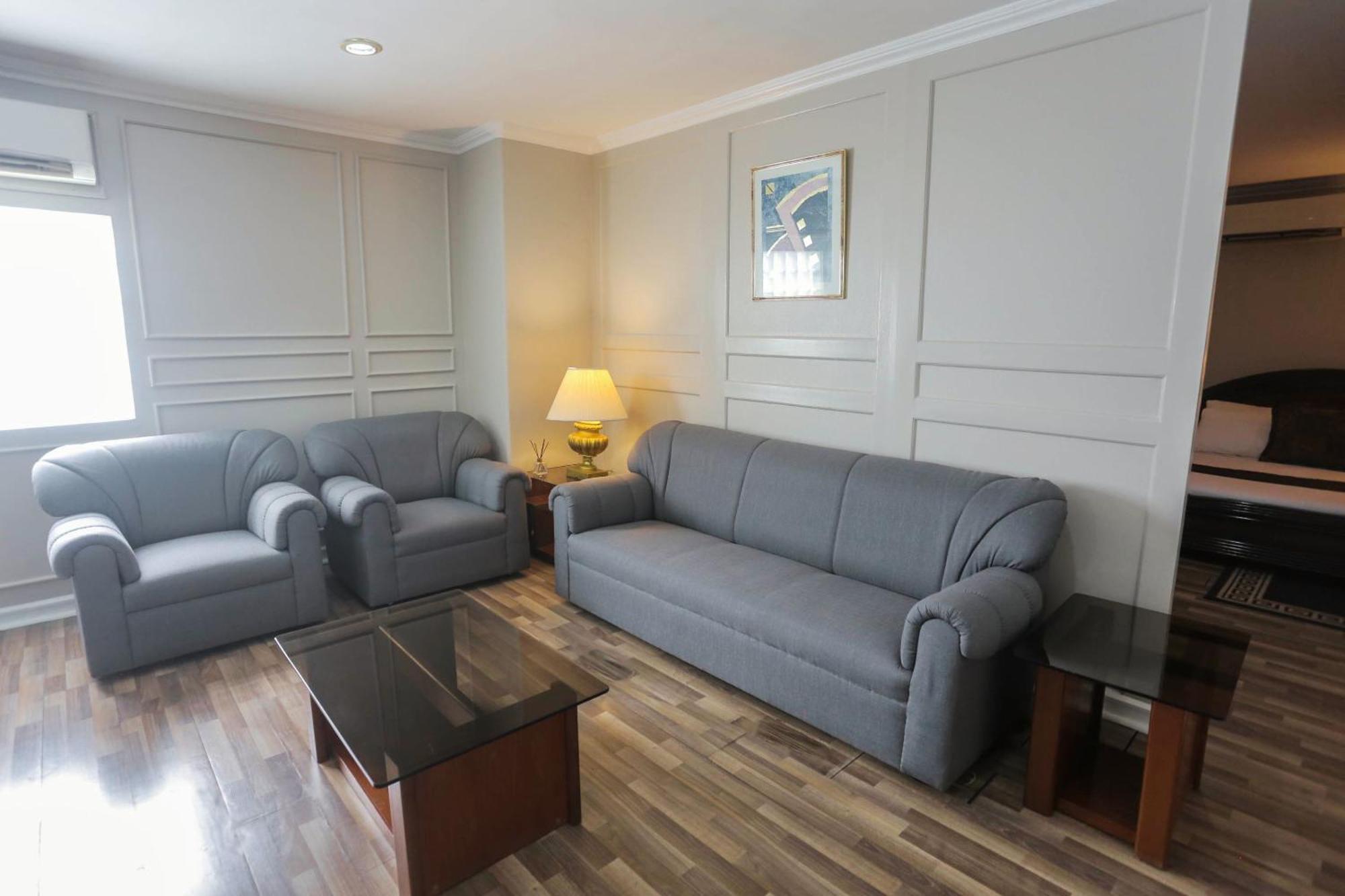 Holiday Plaza Hotel - Cebu Ngoại thất bức ảnh