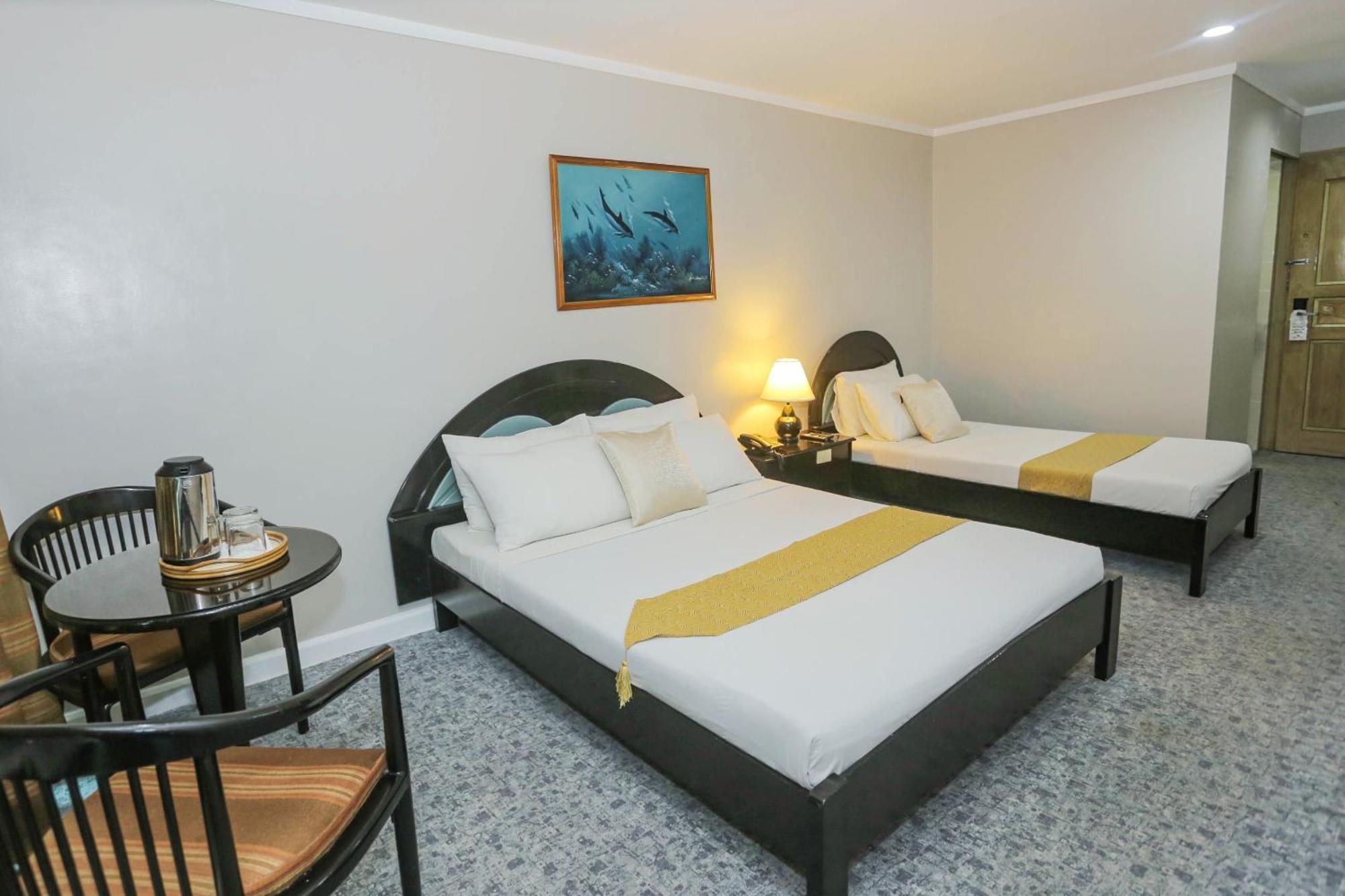 Holiday Plaza Hotel - Cebu Ngoại thất bức ảnh