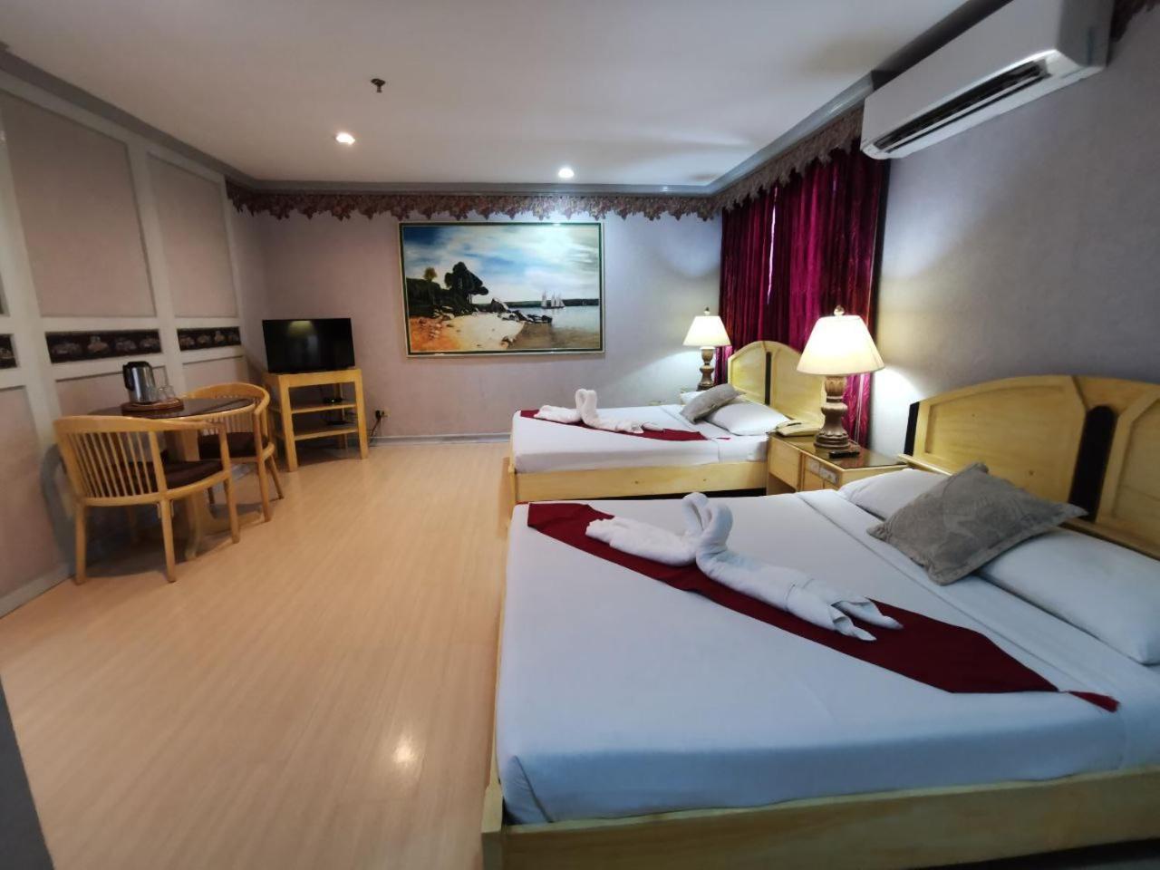Holiday Plaza Hotel - Cebu Ngoại thất bức ảnh