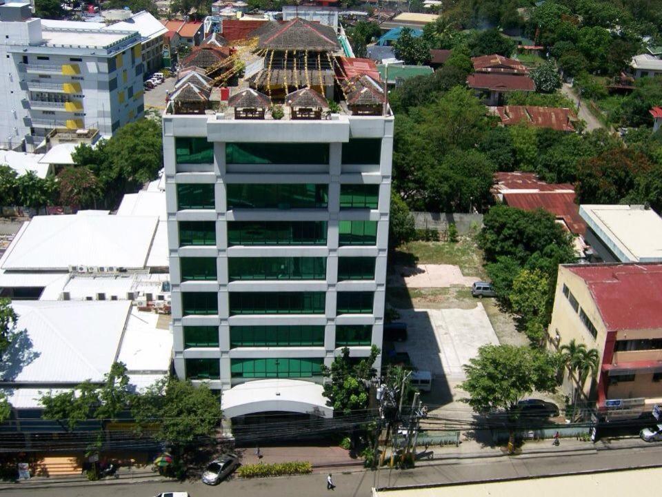 Holiday Plaza Hotel - Cebu Ngoại thất bức ảnh